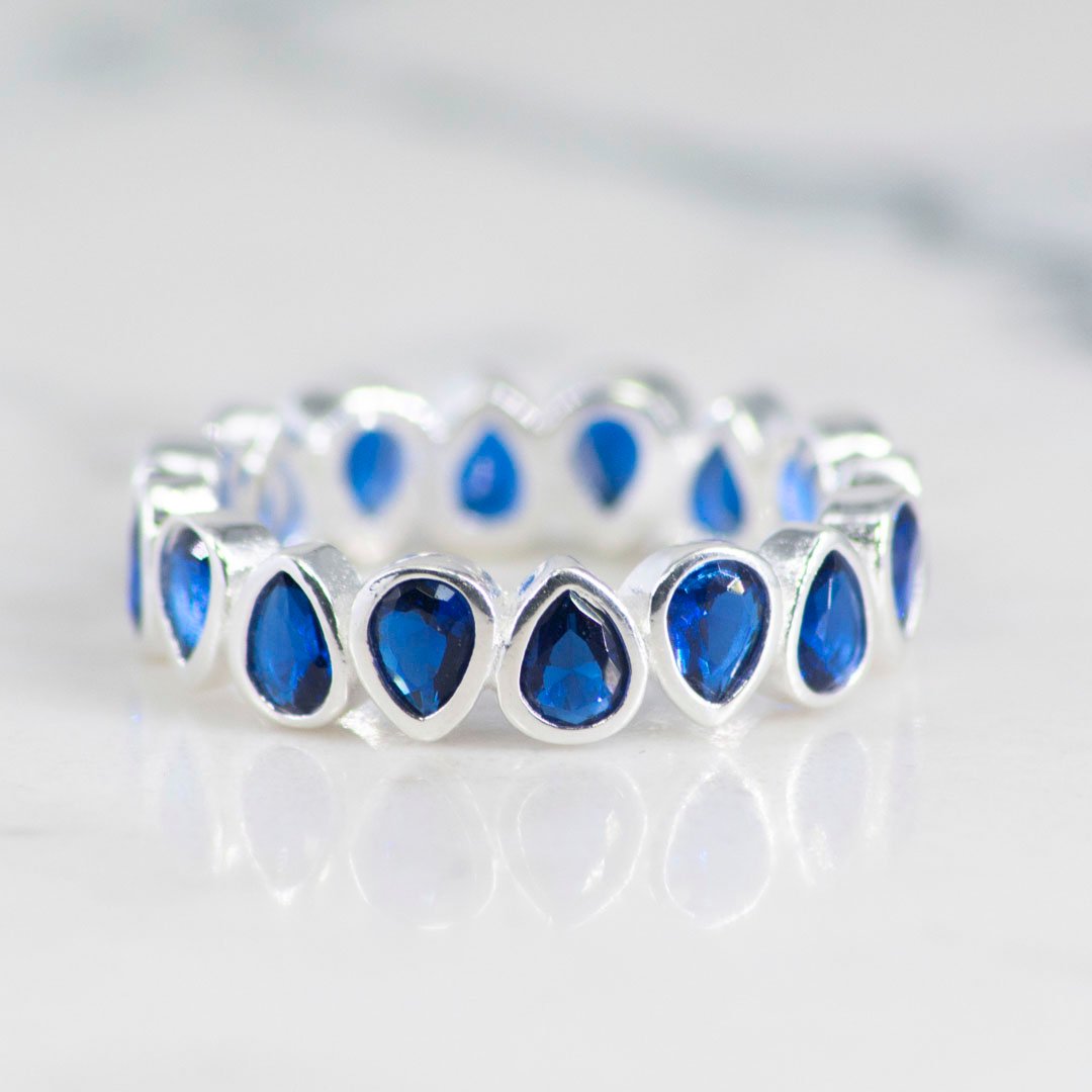 ANILLO GOTA ZAFIRO
